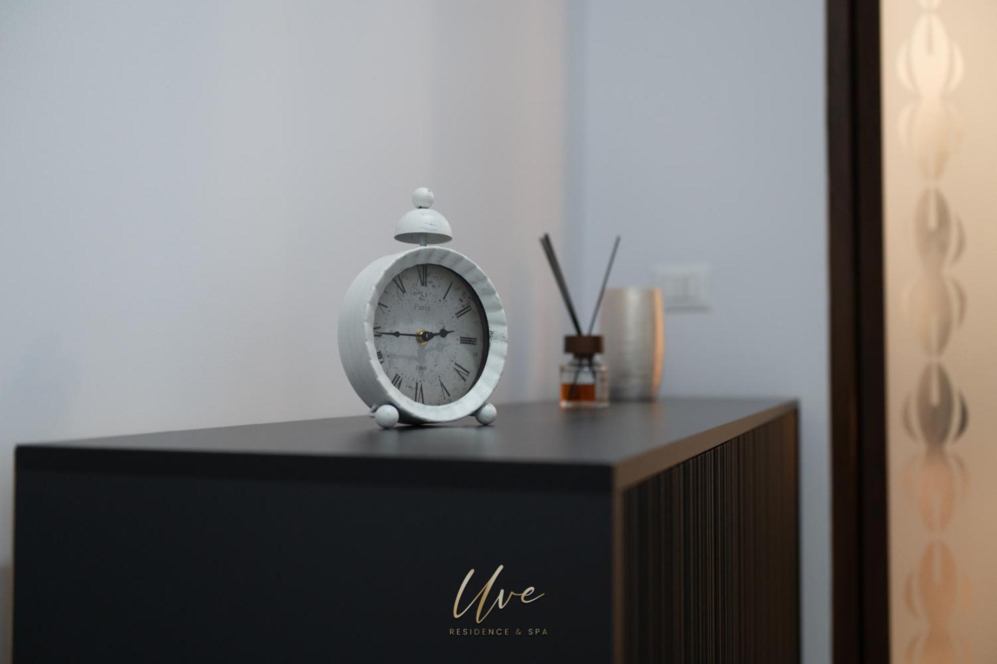 Uve Residence & Spa Piatra Neamt Luaran gambar