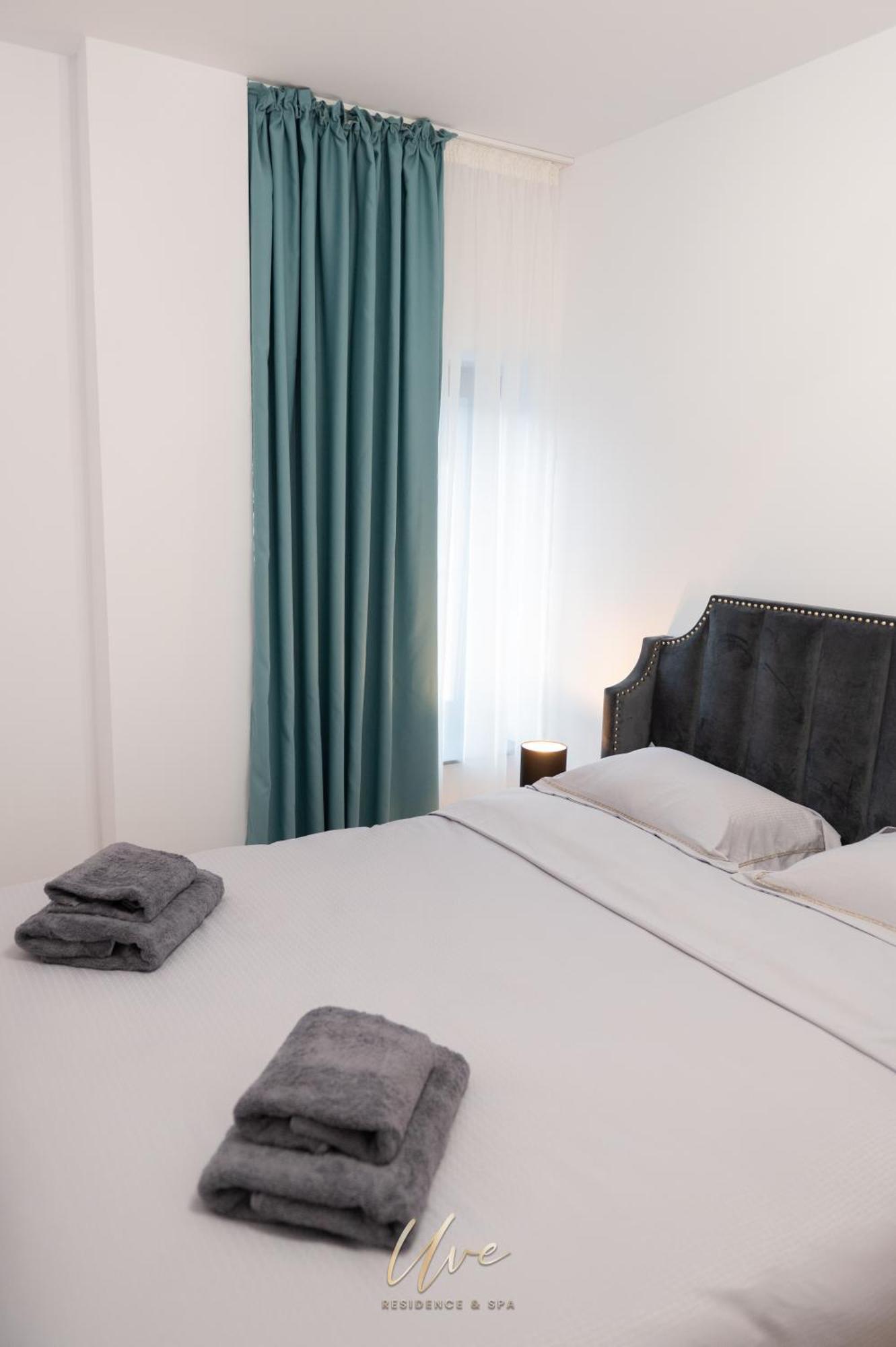 Uve Residence & Spa Piatra Neamt Luaran gambar