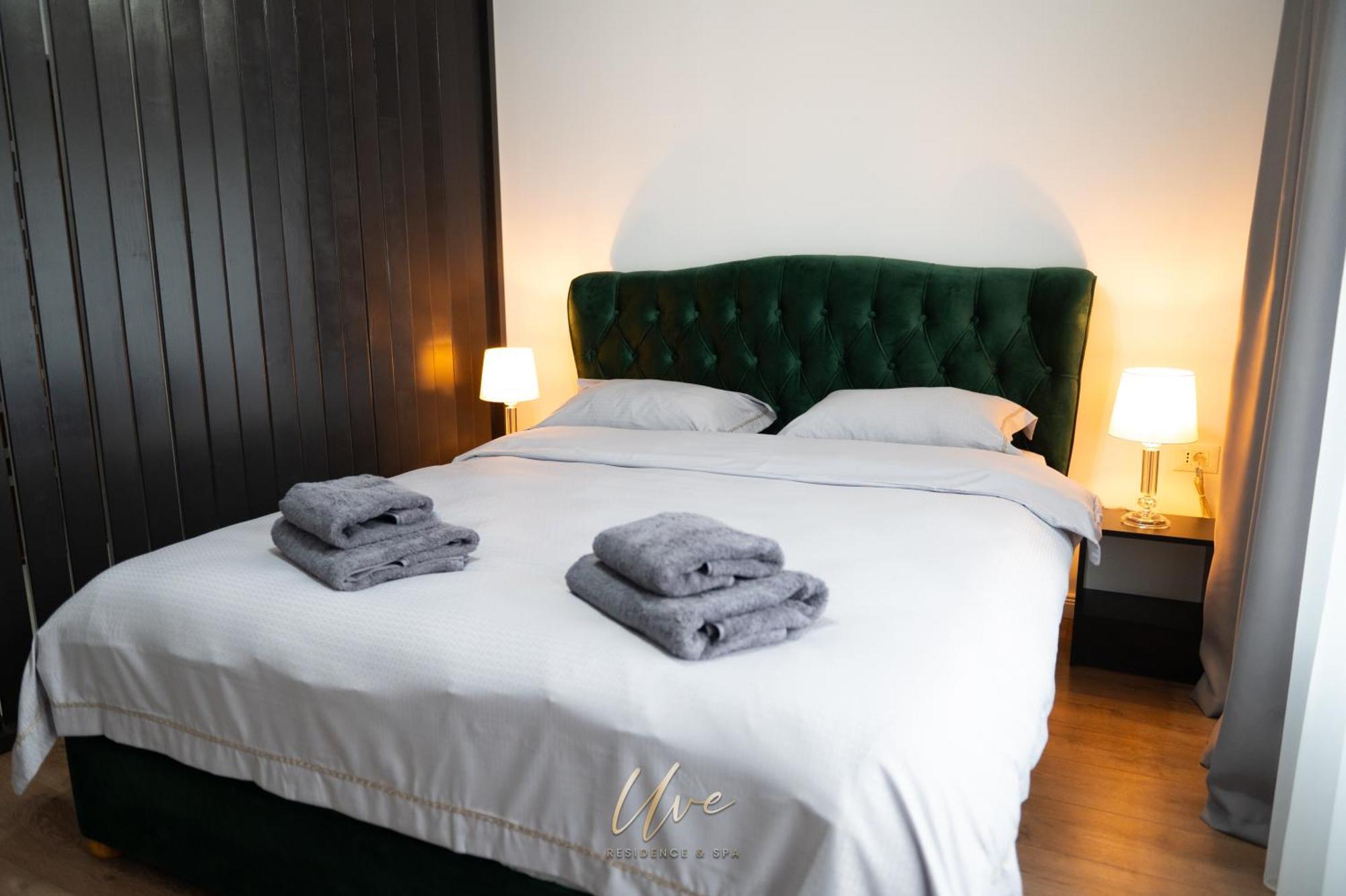 Uve Residence & Spa Piatra Neamt Luaran gambar