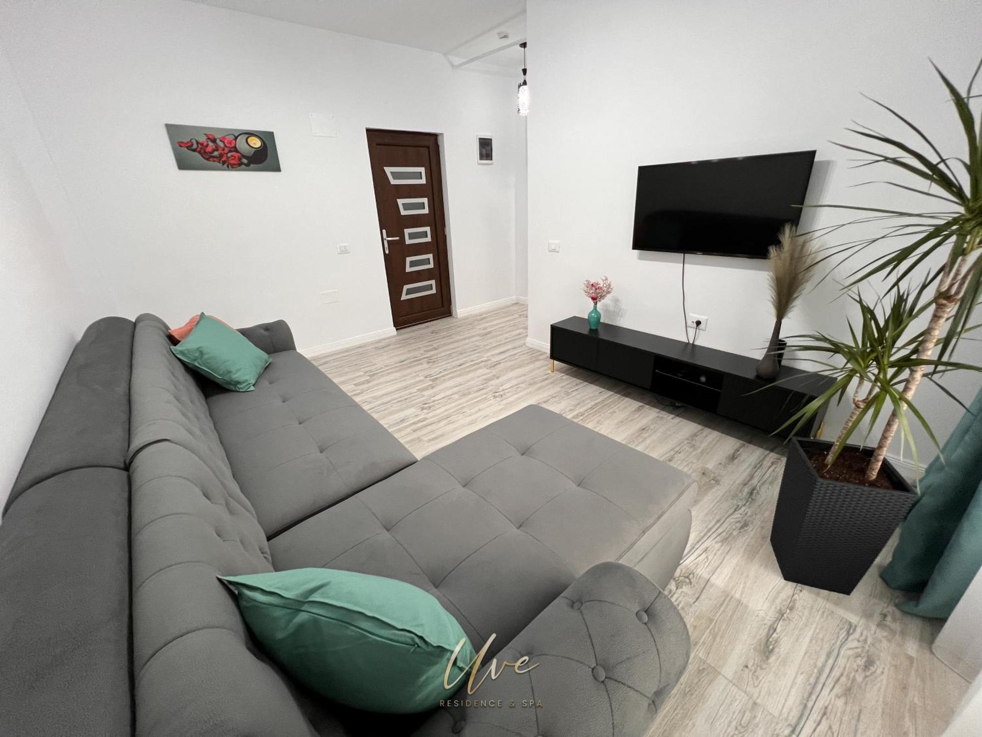 Uve Residence & Spa Piatra Neamt Luaran gambar