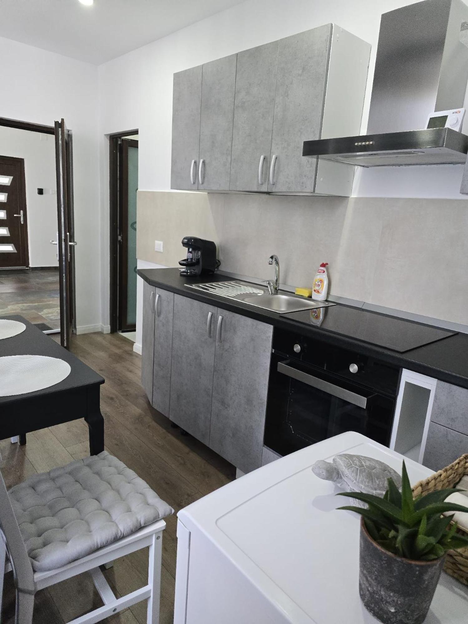 Uve Residence & Spa Piatra Neamt Luaran gambar